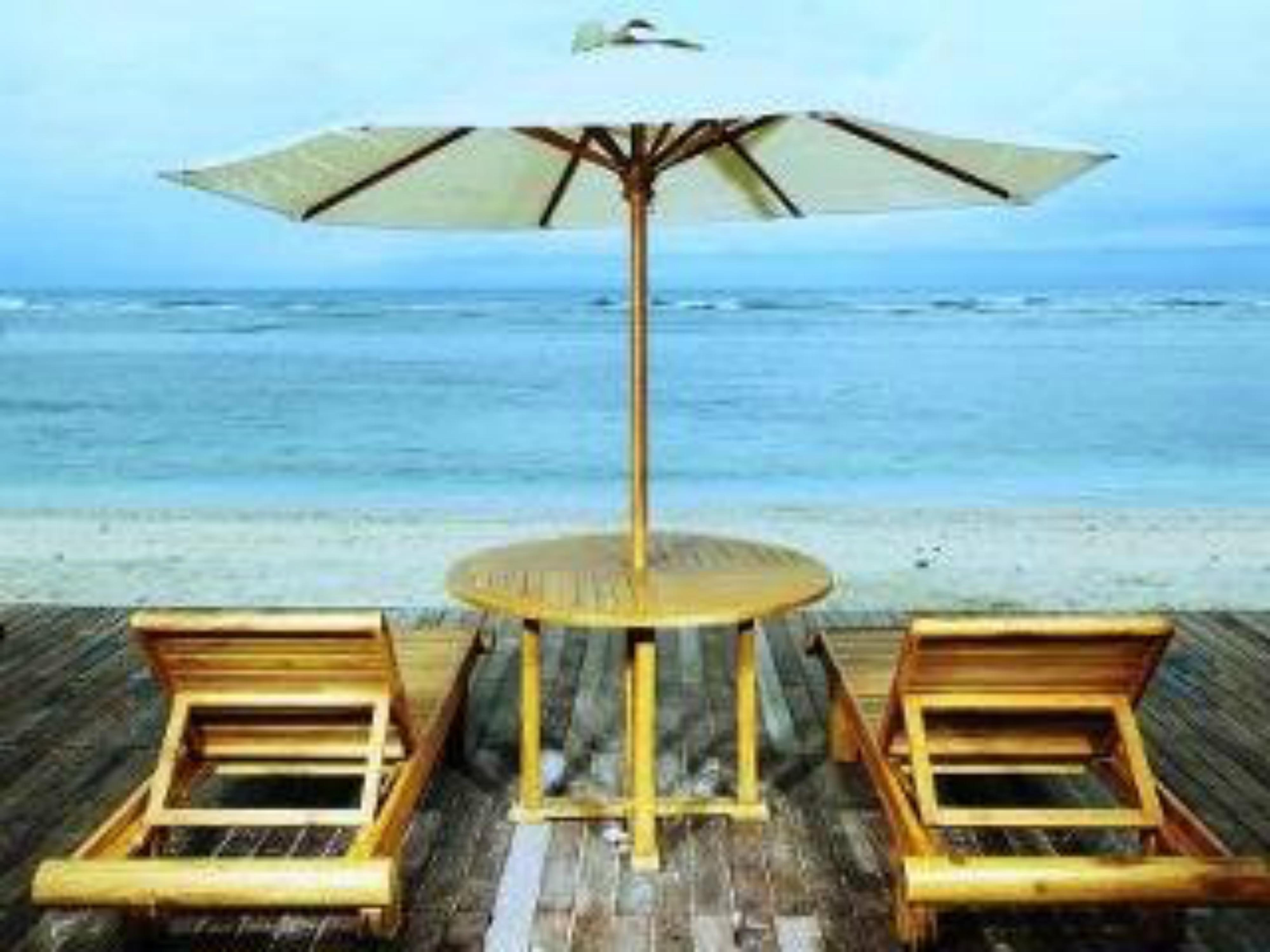 Aston Sunset Beach Resort - Гили Траванган Экстерьер фото